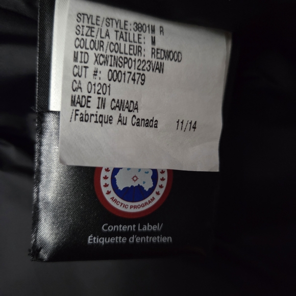Canada Goose Men's Bold Red Performance Jacket - Picture 7 of 8